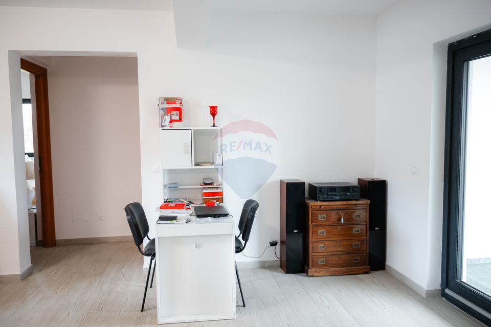 Casă / Vilă cu 5 camere de vânzare