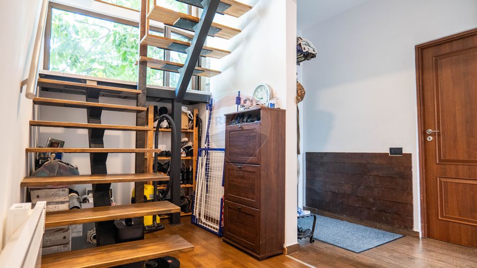 4 room House / Villa for sale