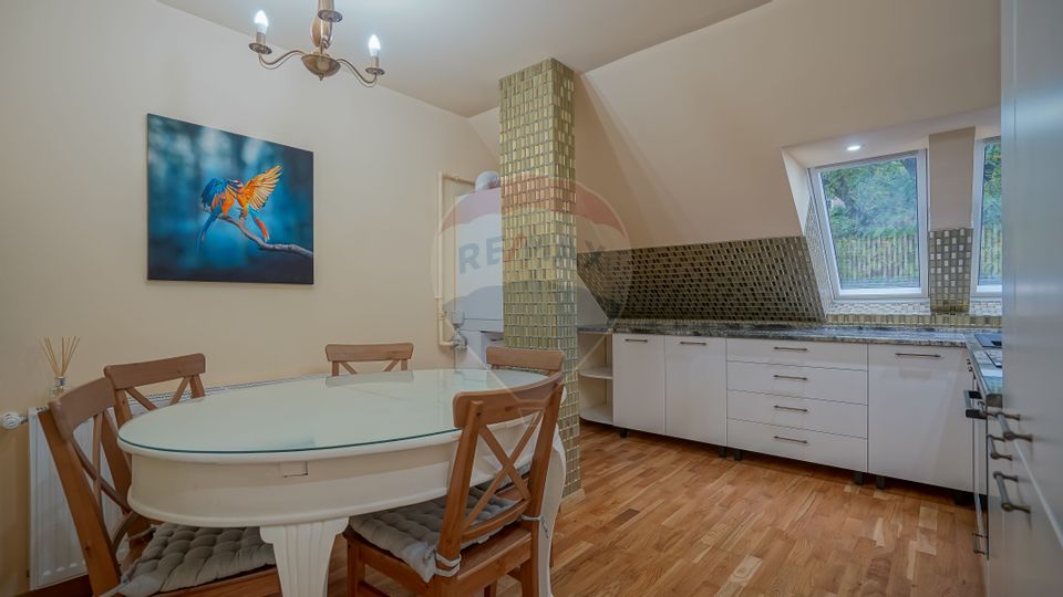 COMISION 0%|Apartament cu 4 camere | Ultracentral | Lux | Priveliște |