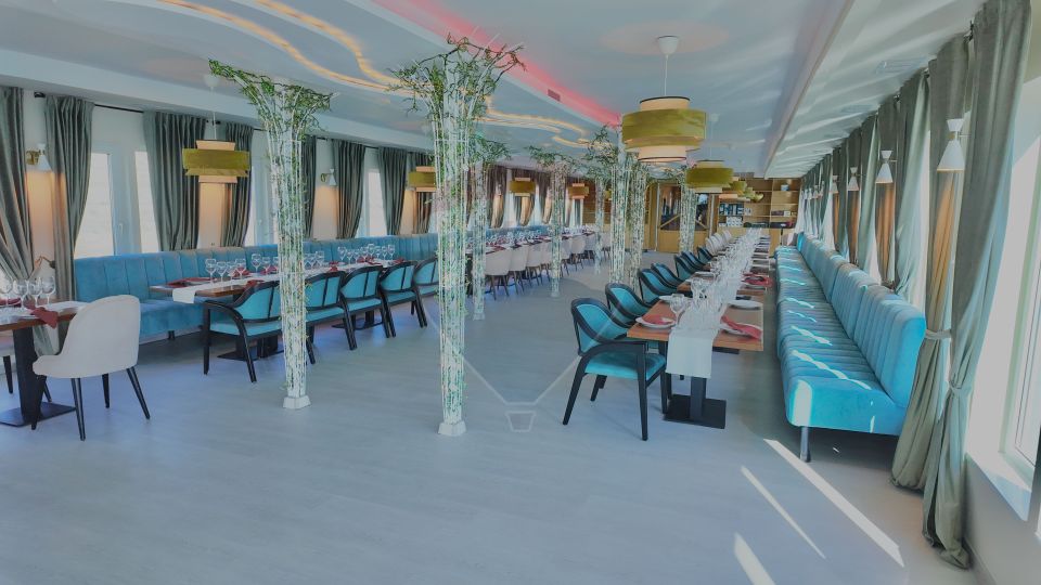 De vanzare Restaurant exclusivist pe apa - afacere la cheie