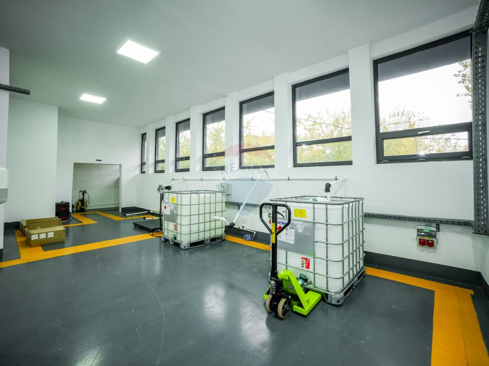 Hală industrială Clasa A, 895 mp + teren 2.880 mp, Ploiești