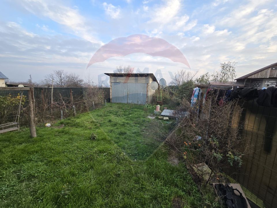 4 room House / Villa for sale, Periferie area