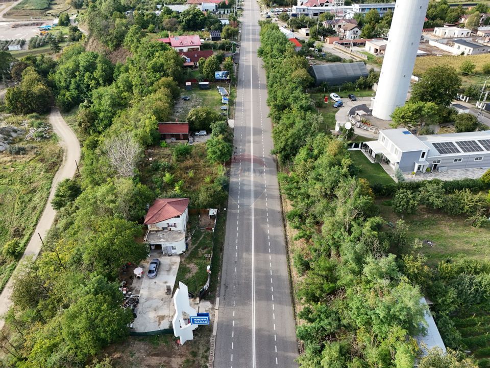 Casa/spatiu comercial de vanzare - Bogdan Voda Bacau