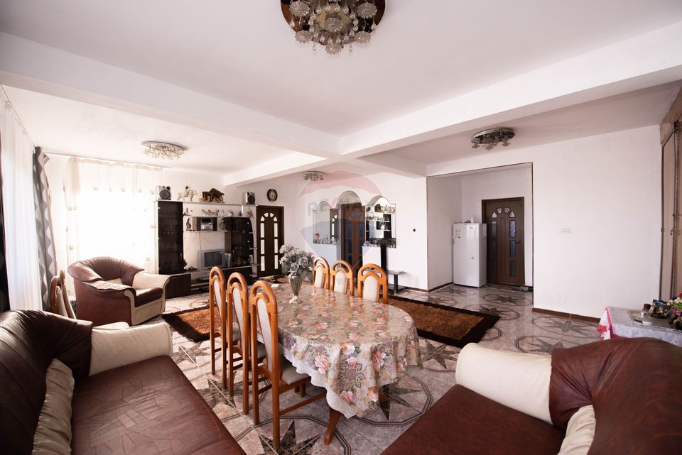 Casa individuala cu 6 camere de vanzare, Singureni, Cringuri, Giurgiu