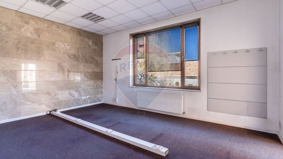 Spațiu de birouri de 754.6mp de închiriat în zona Andrei Muresanu