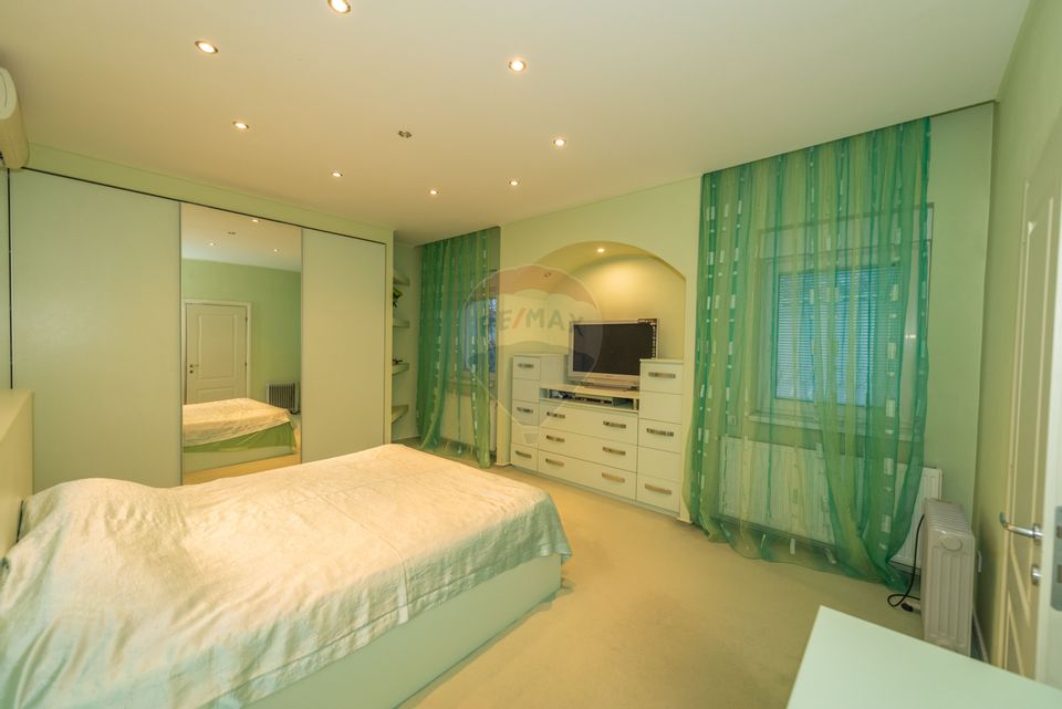 Parter de vila / casa 3 camere, curte Ferdinand Foisor