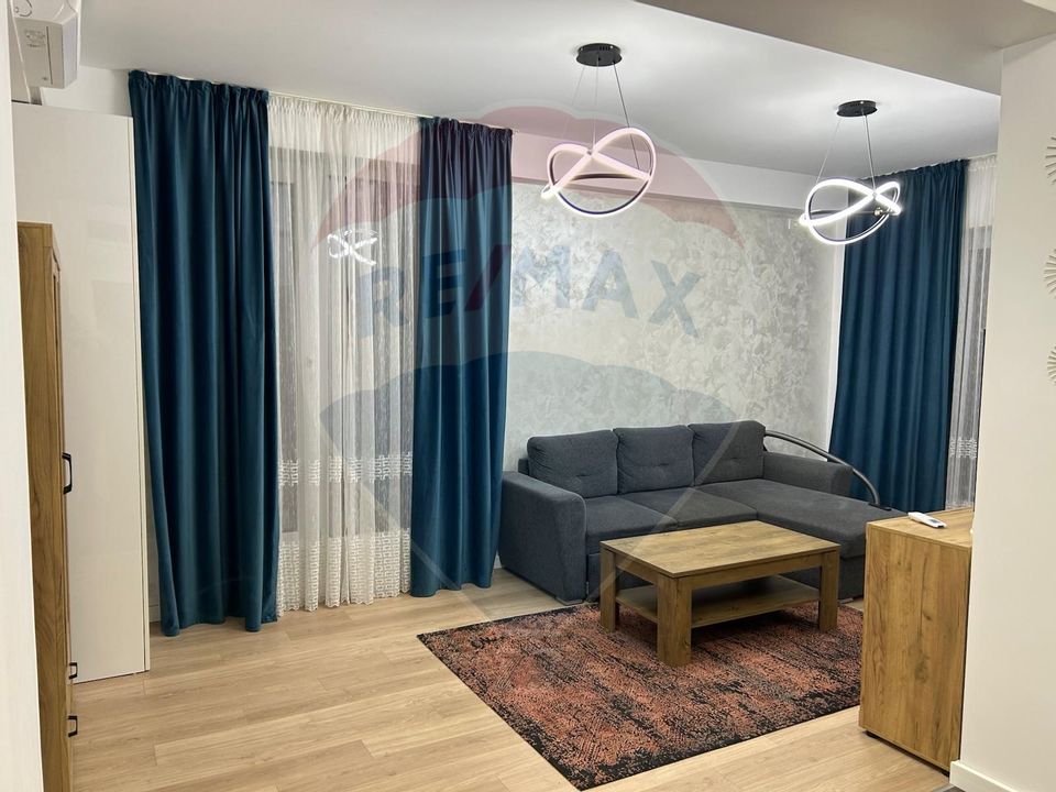 Apartament cu 2 camere de închiriat  lux  central zona Casa de Cultura