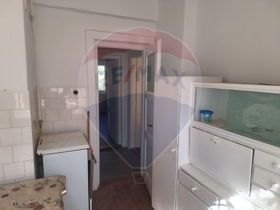 Apartament cu 2 camere în zona Central Simeria, Hunedoara