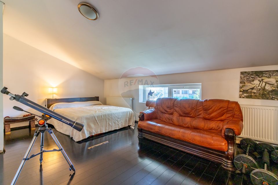 A House Like Home, beautiful courtyard 1950sqm, near the Green Quarter