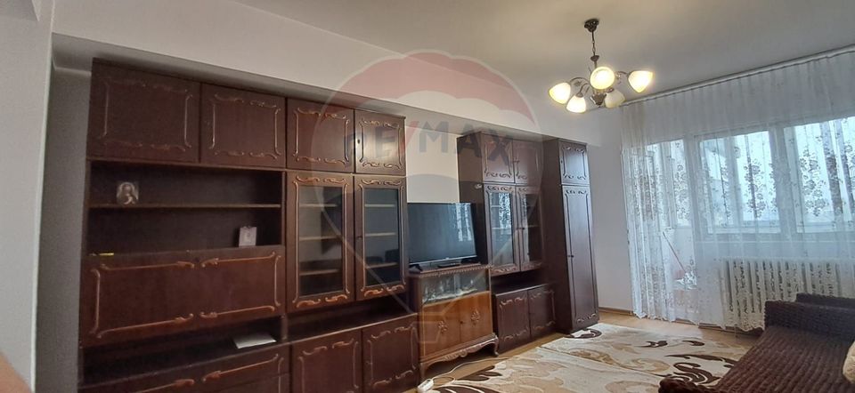 4 room Apartment for rent, P-ta Victoriei area