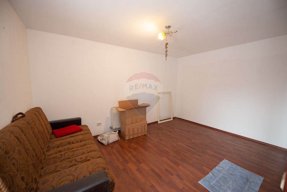 House for sale P+1 Rahova, Luca Craioveanu street