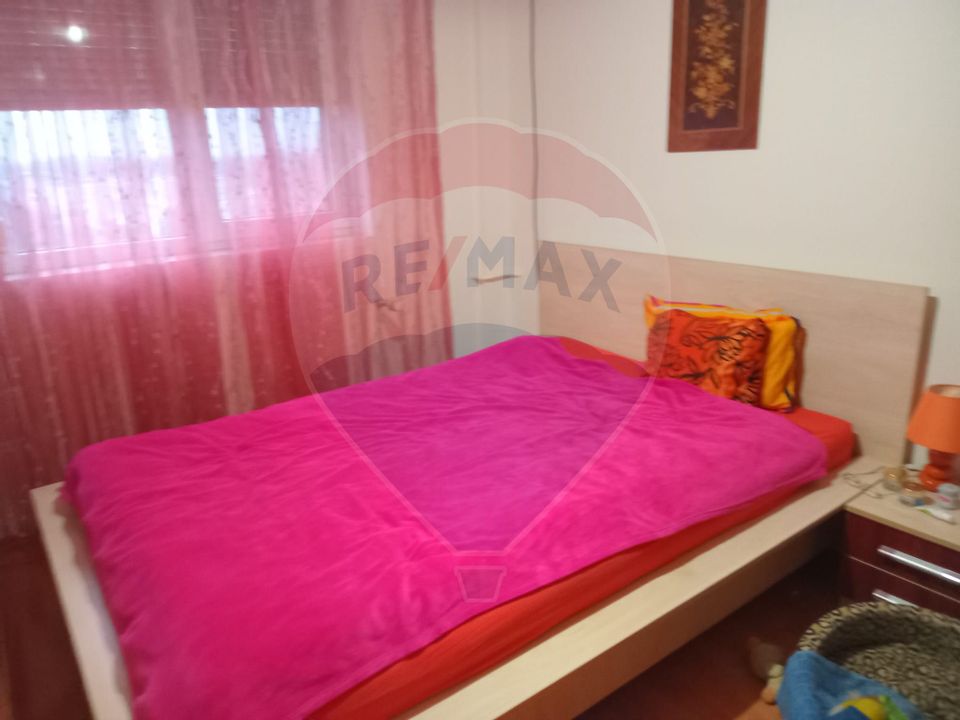 OCAZIE!!!Apartament 4 camere în zona Micalaca