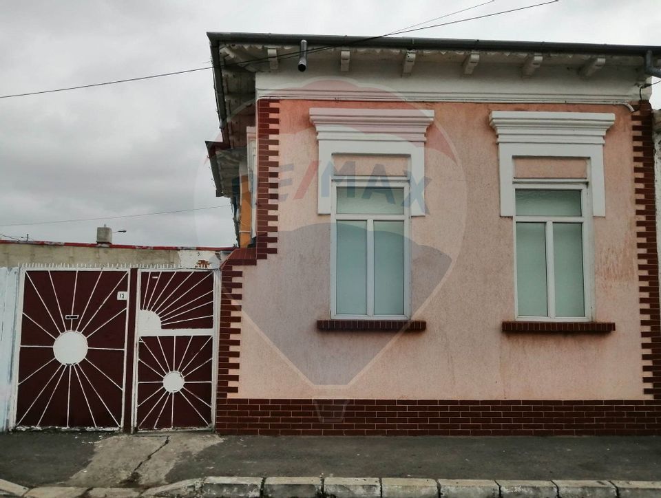 3 room House / Villa for sale, Port area