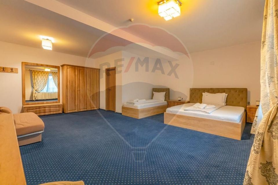 Proprietate turistică cu 14 camere, poziționare excepțională – Râșnov