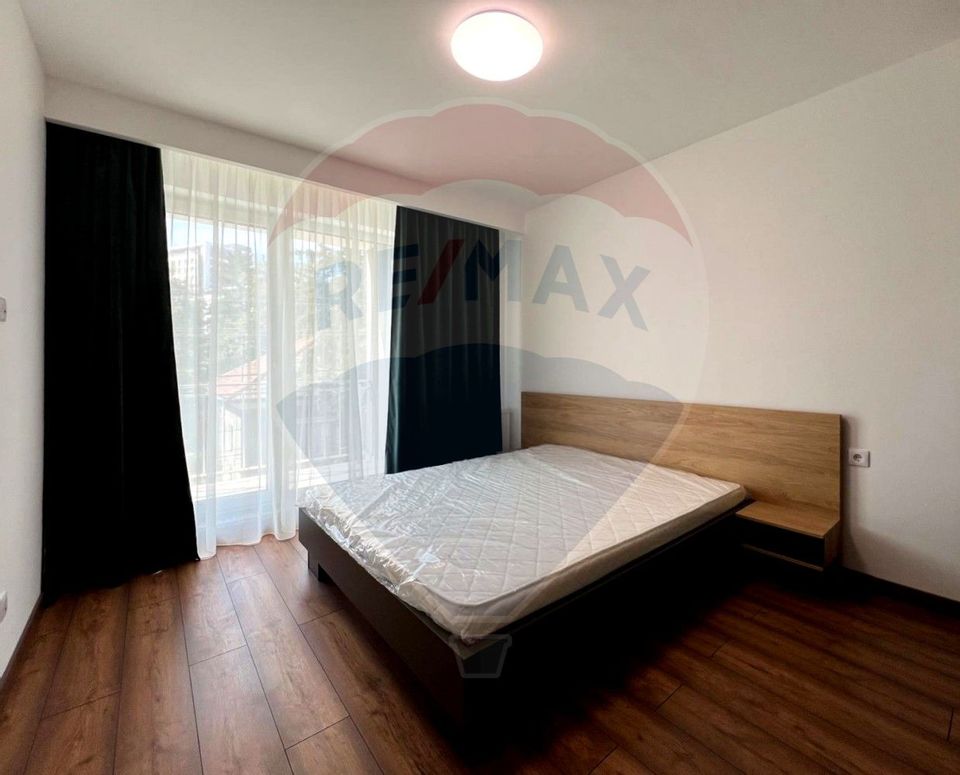 Apartament cu garaj | două camere | prima închiriere | zona Platinia