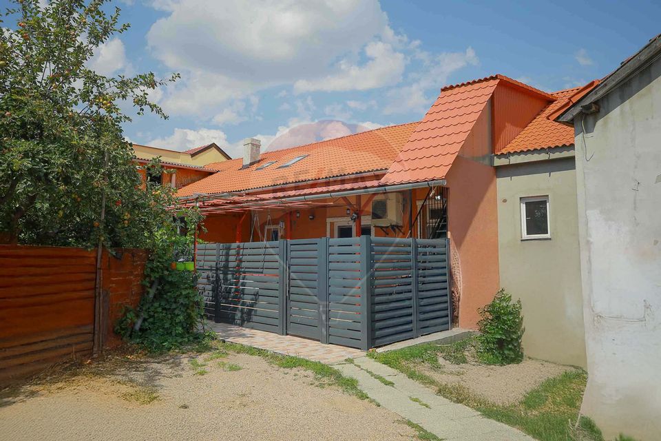 De vânzare Apartament cu 4 camere, lângă Podul Centenarului