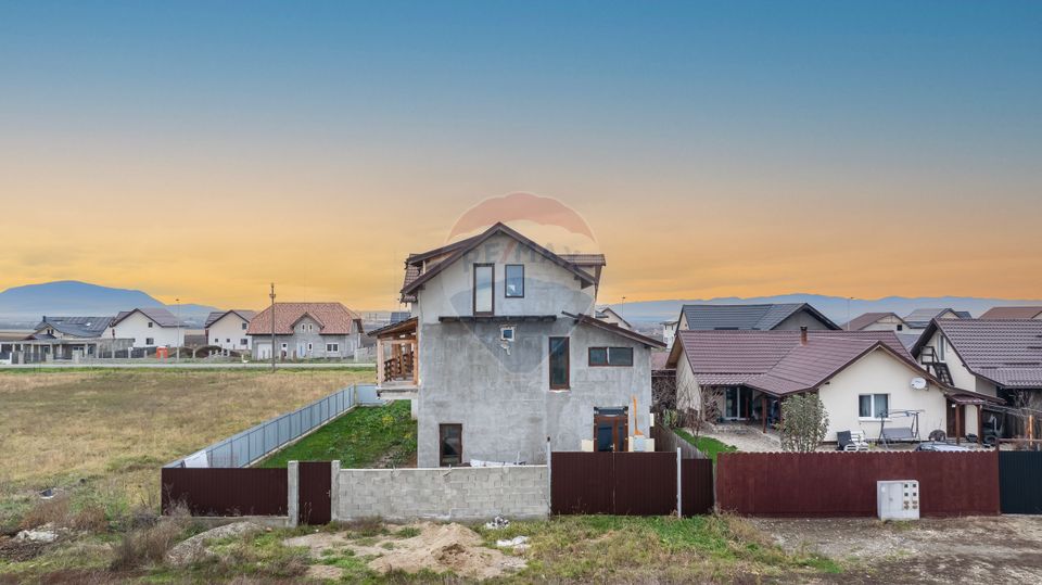 Comision 0%-Cladire versatila 14 camere-Multiple utilizari