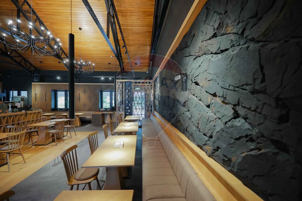 Hotel-Spa-Restaurant nou de Vânzare, 26 Camere, în Padiș,