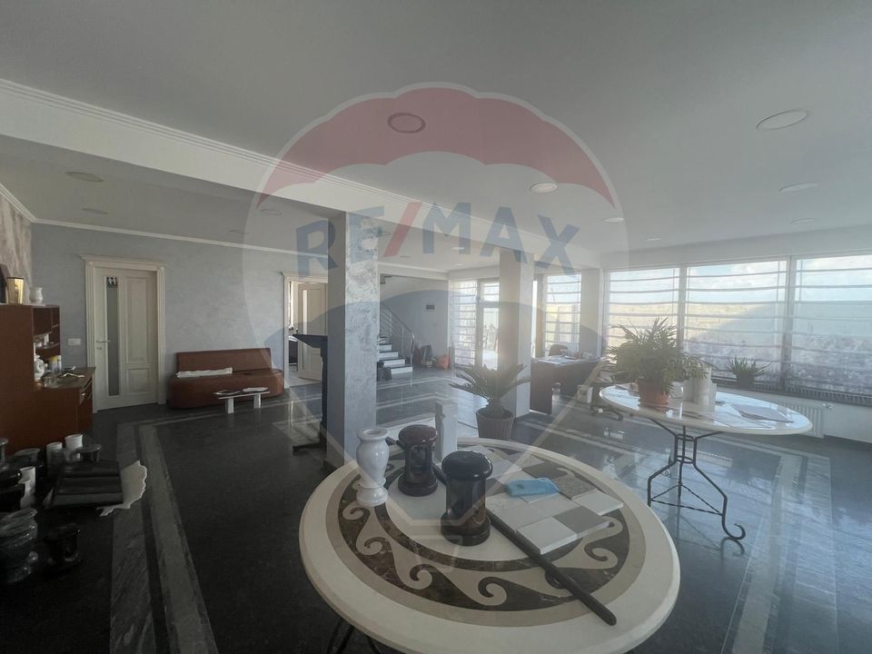 640sq.m Industrial Space for sale