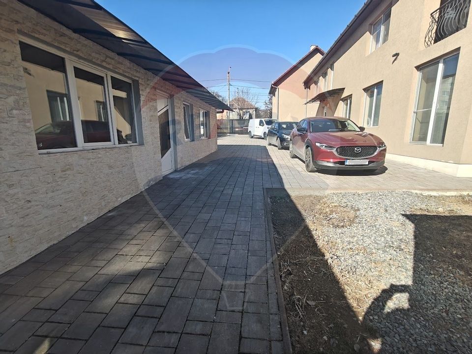 Spațiu comercial suprafata 240mp, curte generoasa, de inchiriat