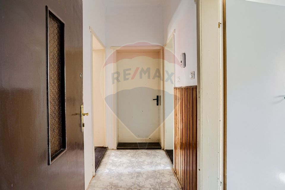 40sq.m Office Space for rent, Ultracentral area