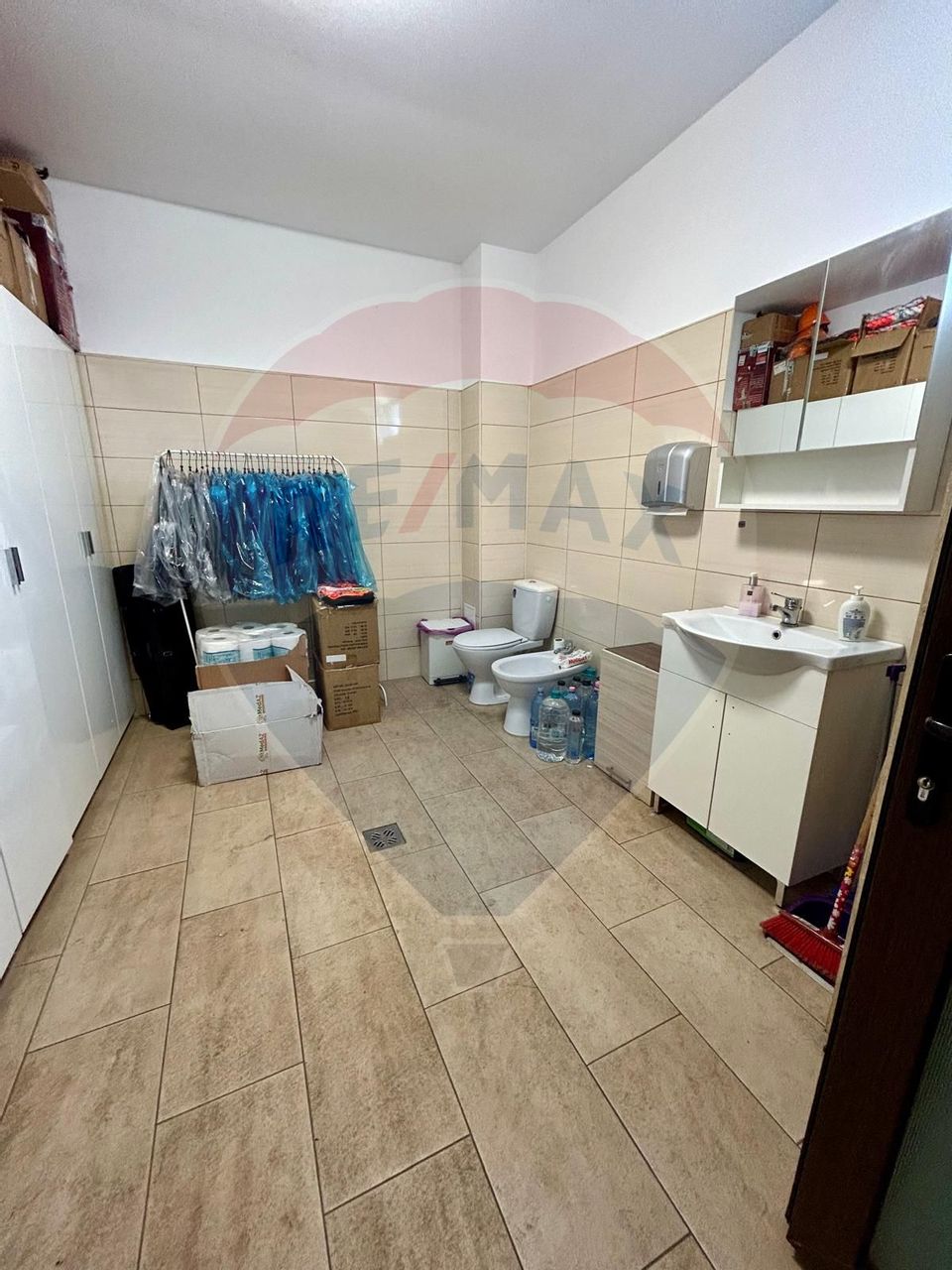 3 room Apartment for rent, P-ta Ovidiu area