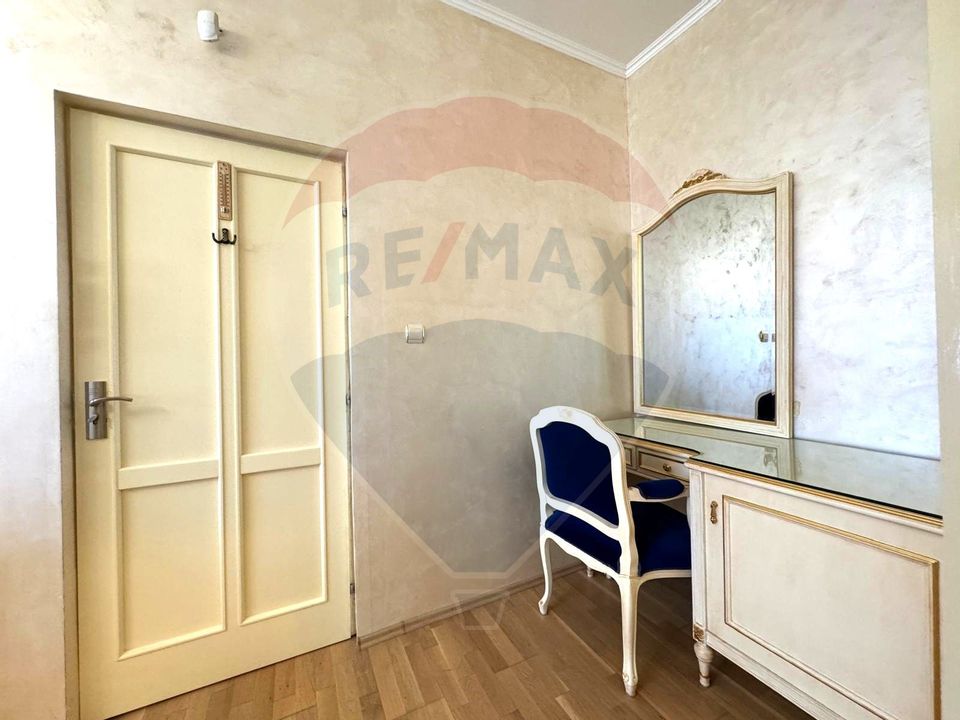 7-room guesthouse | Zamora - Busteni area | Prahova