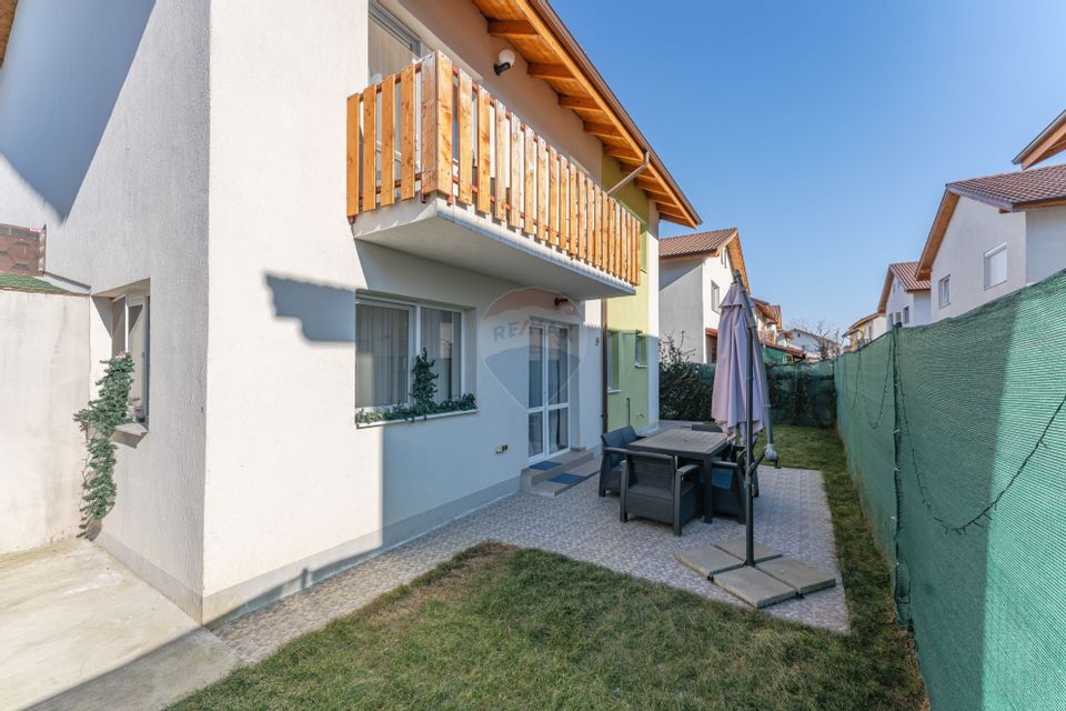 Rezervat - Casa tip duplex cu 3 camere in complex Liziera Brasov