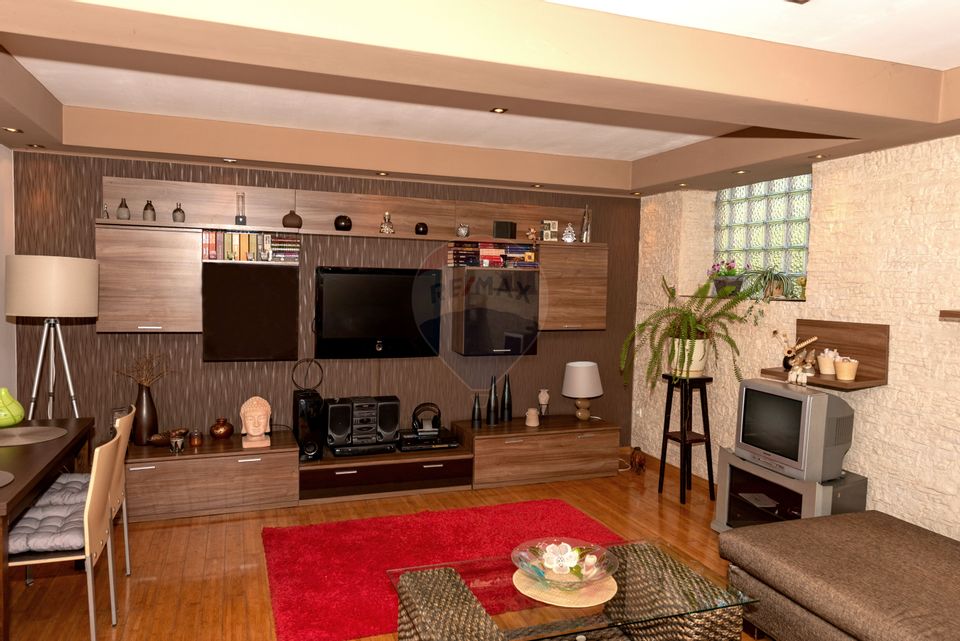 2 room House / Villa for sale, Central area