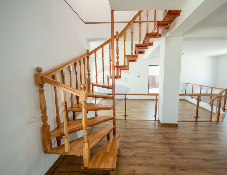 Casă Modernă la Cheie | 4 Dormitoare | 590 mp Teren | Tărlungeni