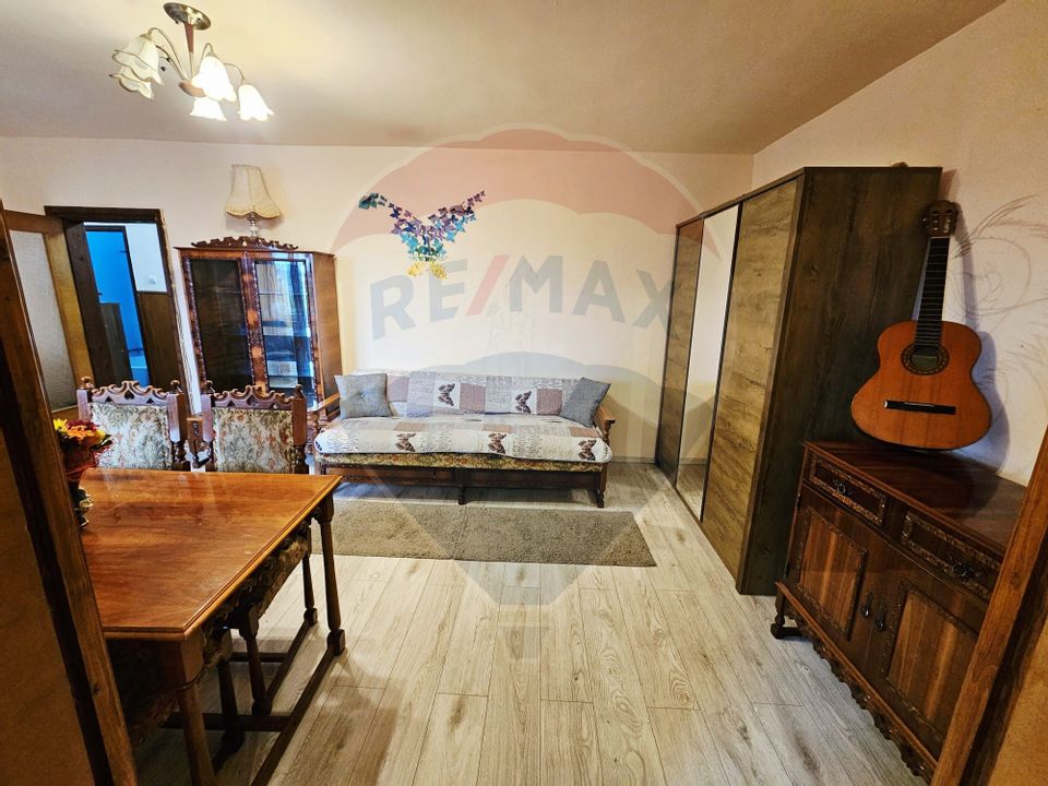 4 CAMERE de INCHIRIAT - clasic- Zizinului 30, bloc 33-5din 8!