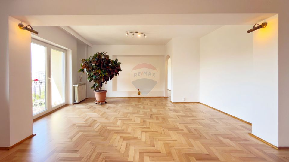 4 Camere Piata Alba Iulia 102 mp vedere Bd. Unirii si Casa Poporului