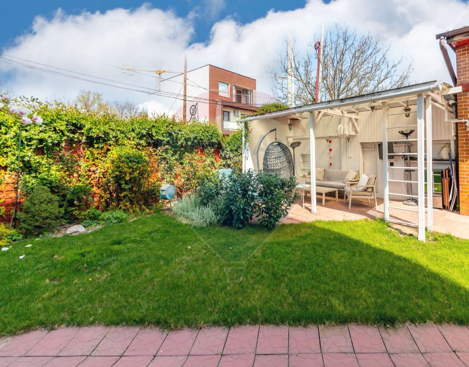 6 room House / Villa for sale, Aviatiei area