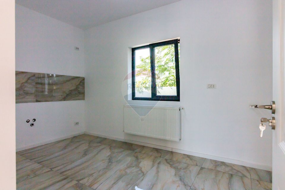 HOUSE GF+M 5 ROOMS FOR SALE | GLINA