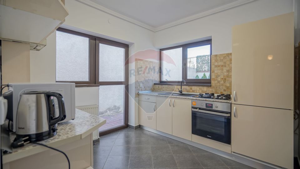 4 room House / Villa for rent, Brasovul Vechi area