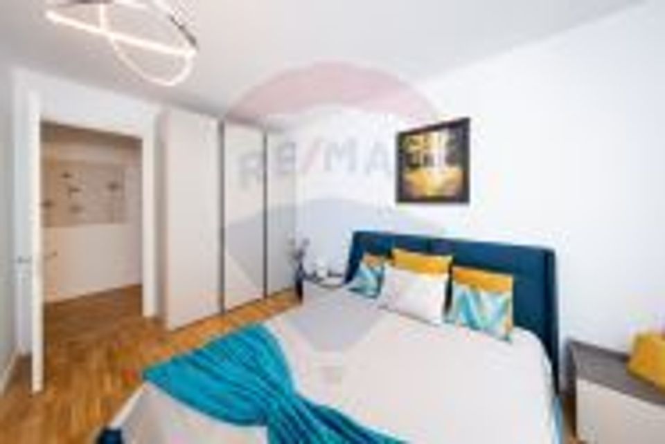 Vanzare apartament cu 3 camere- B-dul Expozitiei-Herastrau