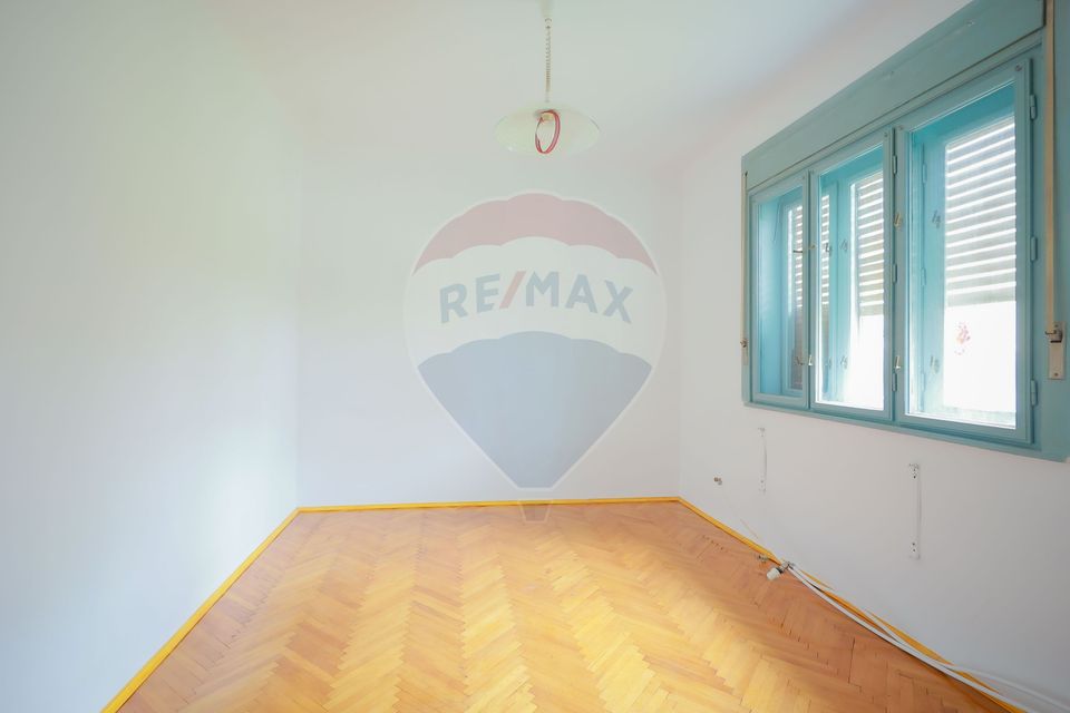 4 room House / Villa for sale, Central area