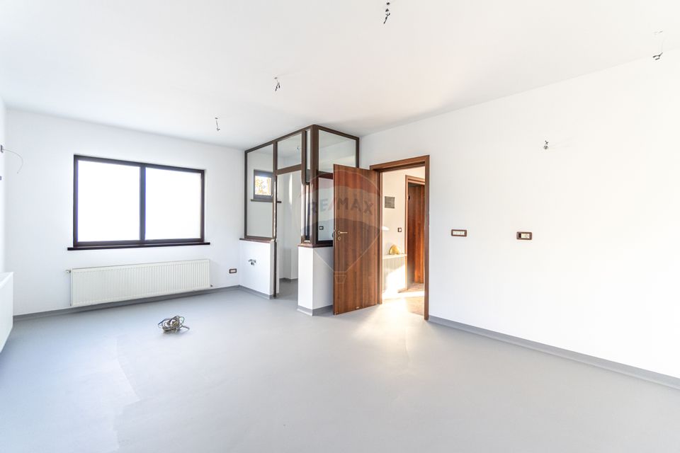 Spațiu de închiriat în Tractorul – 125 mp, renovat