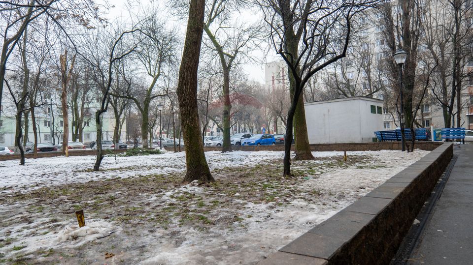 Spațiu comercial de 80mp de închiriat în zona P-ta Resita