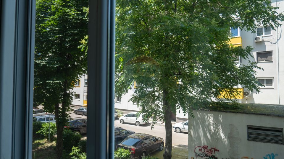 3 room Apartment for sale, Rahova area