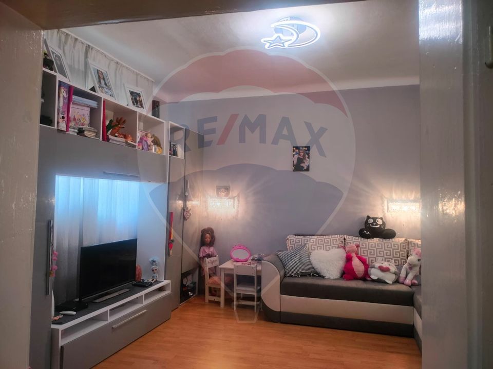 Casă la tara in satul Retis, comuna Bradeni, aproape de Sighisoara