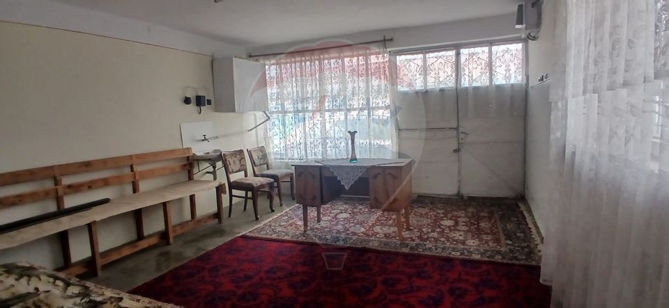 6 room House / Villa for sale, Central area
