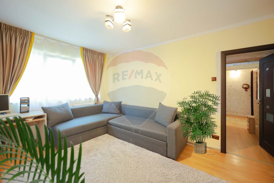 3 room Apartment for sale, Valenta area