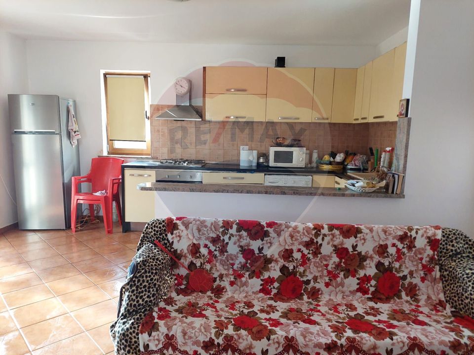 Casa de vanzare in Sarata jud. Bacau