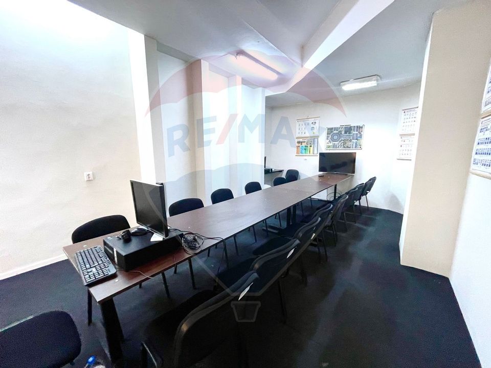 91sq.m Commercial Space for rent, Gheorgheni area