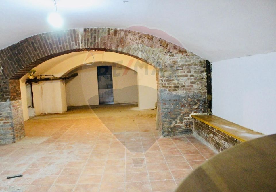 Spațiu comercial de 168mp de vânzare în zona Ultracentral