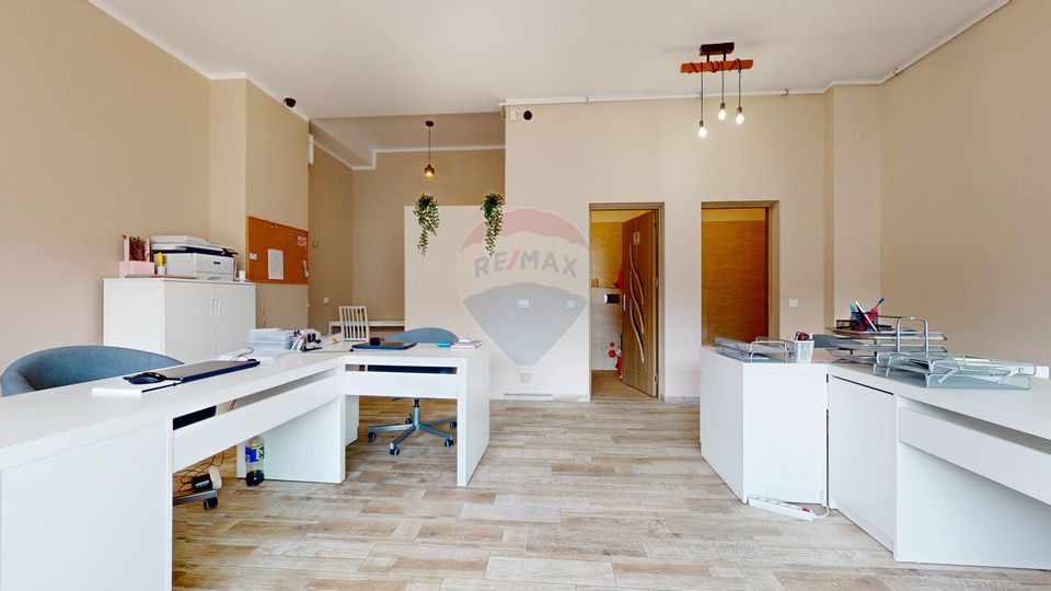 47sq.m Commercial Space for rent, Racadau area