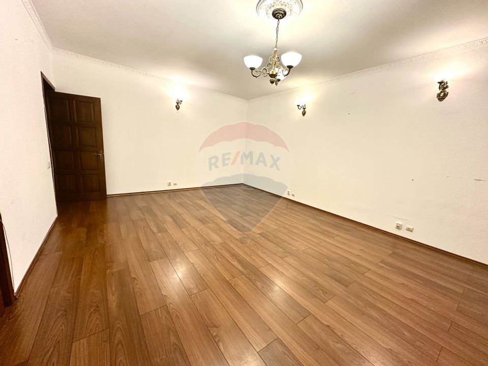 Apartament ultracentral de inchiriat! 70 MP