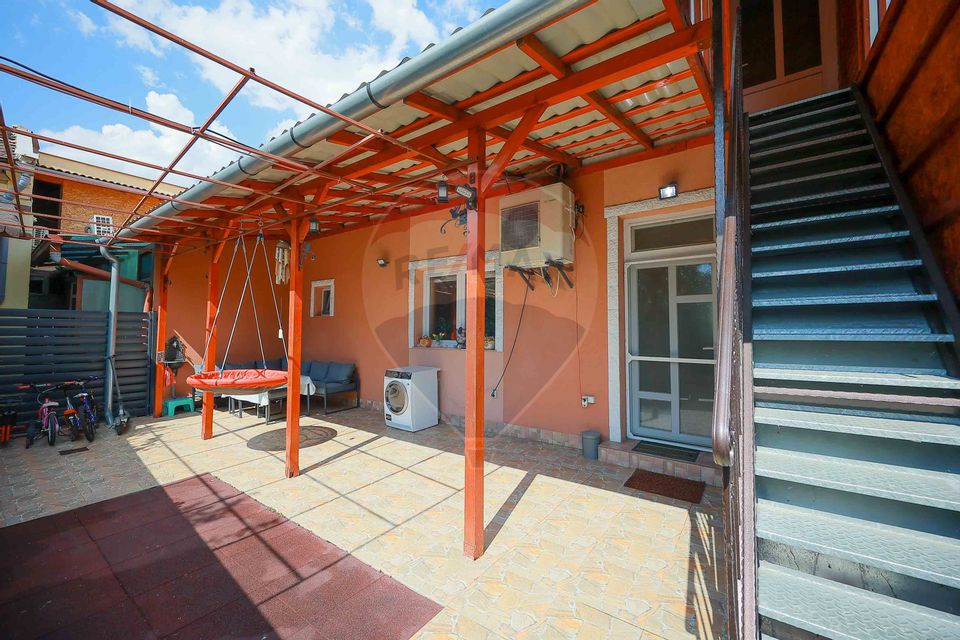 De vânzare Apartament cu 4 camere, lângă Podul Centenarului