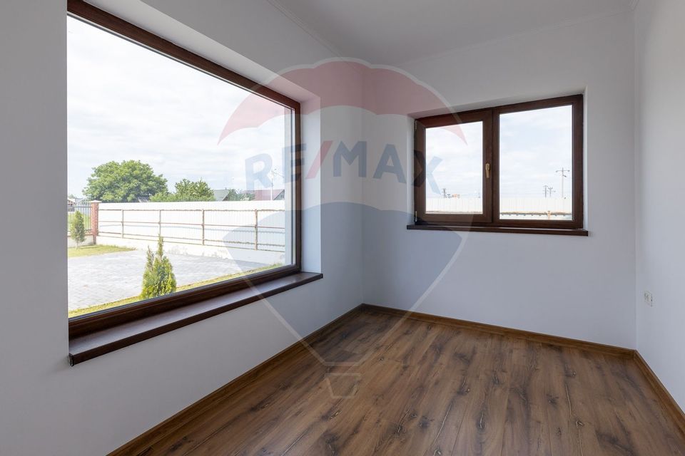 Casă Gândită pentru Tine – Comision 0%